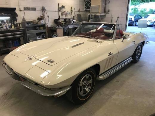 The Sting Ray from the front quarter